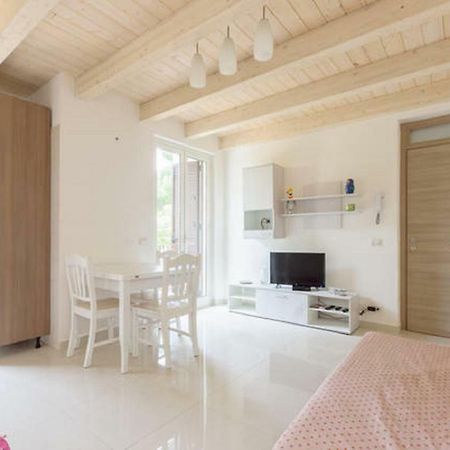 Duchessa Apartment Кастеламаре дел Голфо Екстериор снимка
