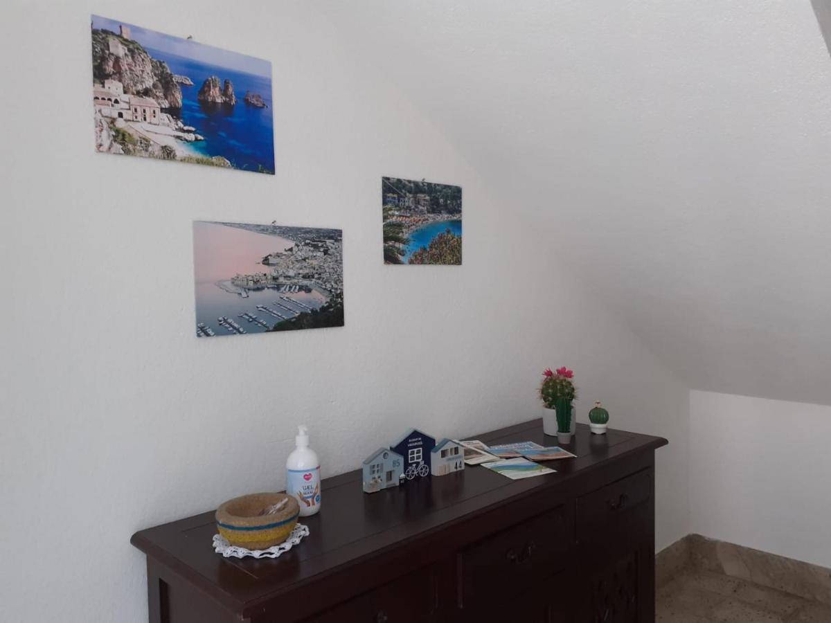 Duchessa Apartment Кастеламаре дел Голфо Екстериор снимка